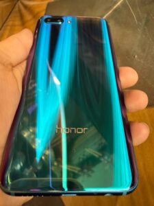 HONOR 10 – Premium Flagship Smartphone - photo 1