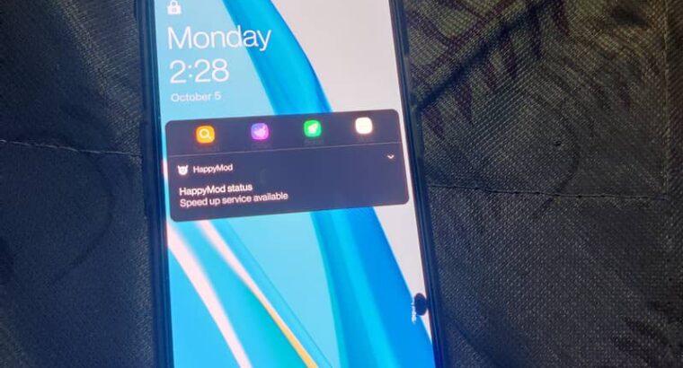 One Plus 9 5G only dot
