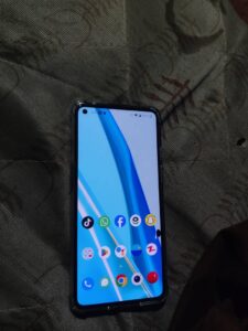 One Plus 9 5G only dot - photo 3