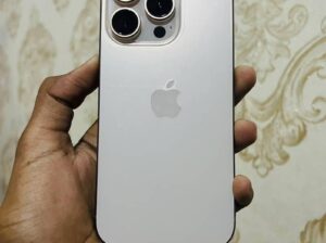 Apple iPhone 16 Pro