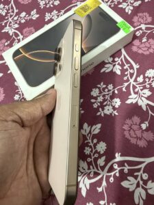 Apple iPhone 16 Pro - photo 4