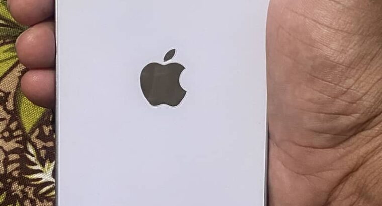 Apple iPhone 14