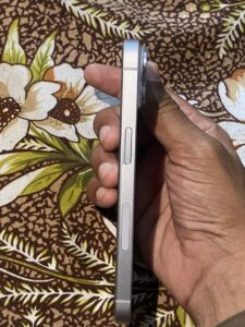 Apple iPhone 14 - photo 4