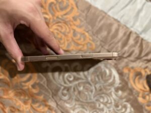 Apple iPhone 16 Pro Max - photo 4