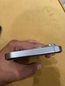 Apple iPhone 16 Pro Max - photo 4