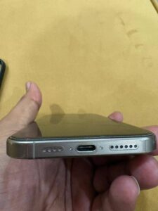 Apple iPhone 16 Pro Max - photo 5
