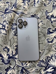 iPhone 13 Pro Max - photo 1