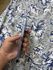 iPhone 13 Pro Max - photo 4