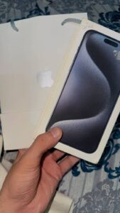 Apple iPhone 15 Pro Max - photo 1
