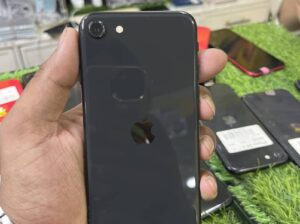 Apple iPhone SE