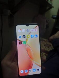 Vivo Y17s - photo 4