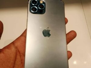 Apple iPhone 12 Pro
