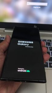 Samsung Mobile S22 Ultra - photo 1