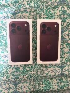 Apple iPhone 18 Pro Burgundy Brand New - photo 1