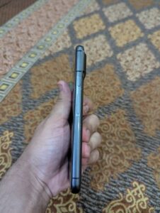 Google Pixel 8 - photo 3