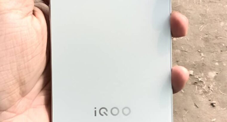 Vivo iQOO z11 tarbo