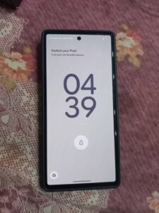 Google Pixel 6 - photo 1
