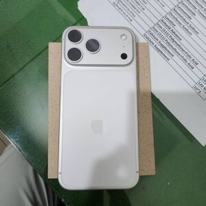 Apple iPhone 17 Pro Max - photo 1