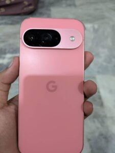 Google Pixel 9 - photo 3