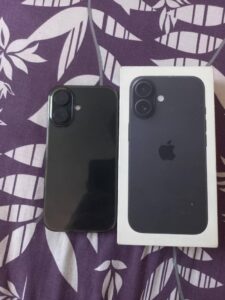Apple iPhone 16 factory unlocked - photo 5