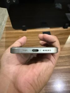 Apple iPhone 15 Pro - photo 4