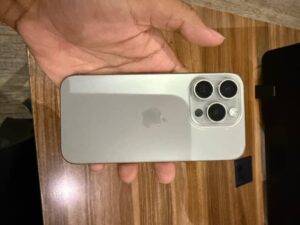 Apple iPhone 15 Pro - photo 7