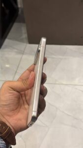 Google Pixel 10 Pro XL - photo 2