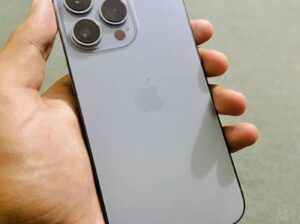 Apple iPhone 13 Pro