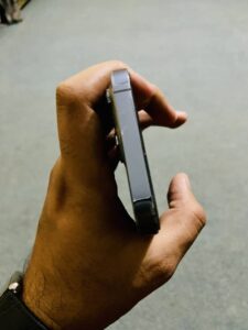 Apple iPhone 13 Pro - photo 2