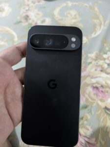 Google Pixel 9 Pro XL - photo 1