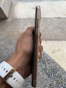 Apple iPhone XS Max - photo 9