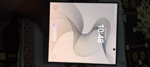 Samsung Mobile Z Fold 8 Ultra - photo 8