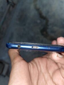 Samsung Mobile A10 - photo 2