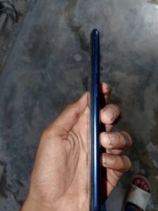 Samsung Mobile A10 - photo 4