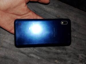 Samsung Mobile A10 - photo 6