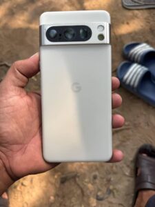 Google Pixel 8 Pro - photo 6