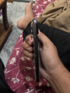 Google Pixel 8 - photo 8