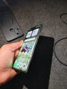 Tecno CAMON 40 Pro - photo 6