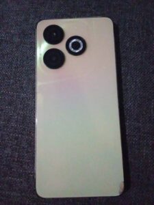 Infinix Smart 8 - photo 1