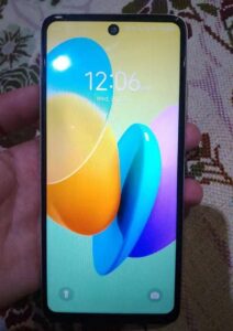Tecno Spark Go - photo 2