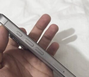 Apple iPhone 16 Pro Max - photo 3