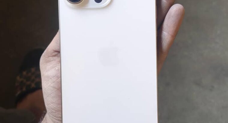 Apple iPhone 16 Pro Max