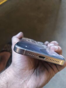 Apple iPhone 16 Pro Max - photo 5