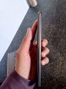 Samsung Mobile A72 - photo 4