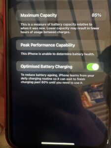 Apple iPhone XR - photo 6