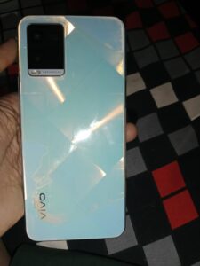 Vivo Y21 - photo 1