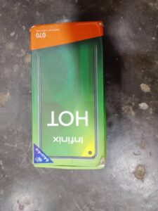 Infinix Hot 10 with box - photo 1