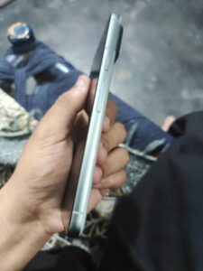 Google Pixel 8 - photo 4