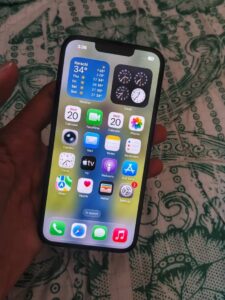 Apple iPhone 13 - photo 2