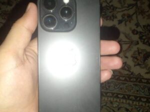 Apple iPhone 15 Pro